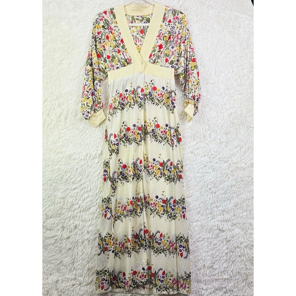 Authentic Vintage 1970s Floral Botanical Maxi Dress / Empire Waist / Pearl Butto